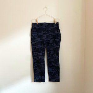 Gap Women's Camo Slim Leg Ankle Pants Size 10